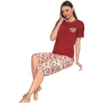 ΓΥΝΑΙΚΕΙΑ ΠΙΤΖΑΜΑ ΣΕ KOKKINO ΧΡΩΜΑ ΜΕ ΚΑΠΡΙ FLORAL ΠΑΝΤΕΛΟΝΙ
