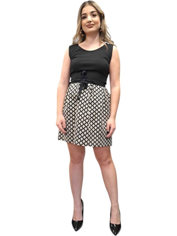 ΓΥΝΑΙΚΕΙΑ ΟΛΟΣΩΜΗ ΦΟΡΜΑ ΜΕ ΦΙΟΓΚΟ