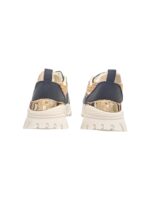 Γυναικείο Sneaker με χρυσές λεπτομέρειες