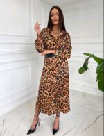 Maxi λεοπάρ φόρεμα σεμιζιέ με κουμπιά και δερμάτινη ζώνη