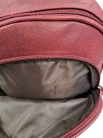 Γυναικεία τσάντα πλάτης με τρεις εξωτερικές θήκες με φερμουάρ σε δύο χρώματα μαύρο και κόκκινο. – ΚΟΚΚΙΝΟ